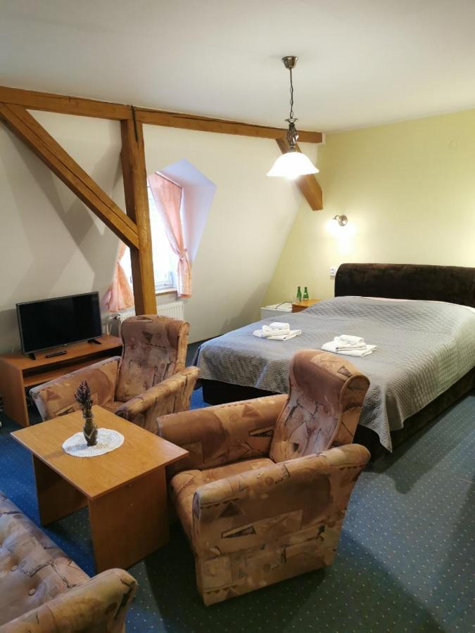 Hotel Alster Jevíčko Kültér fotó