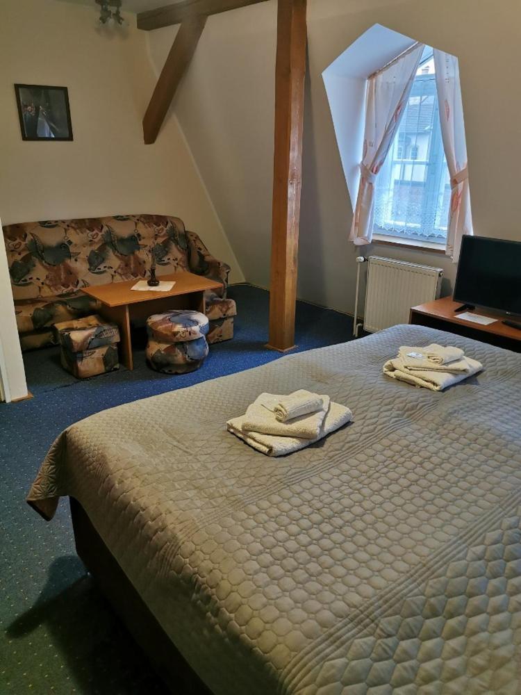 Hotel Alster Jevíčko Kültér fotó